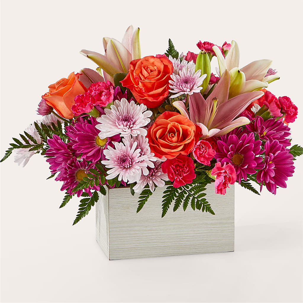 Light of My Life Box Bouquet – Elikonia Flores Y Eventos, San Juan PR