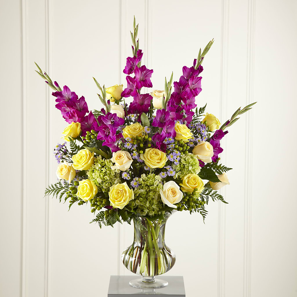 Loveliness Arrangement – Elikonia Flores Y Eventos, San Juan PR