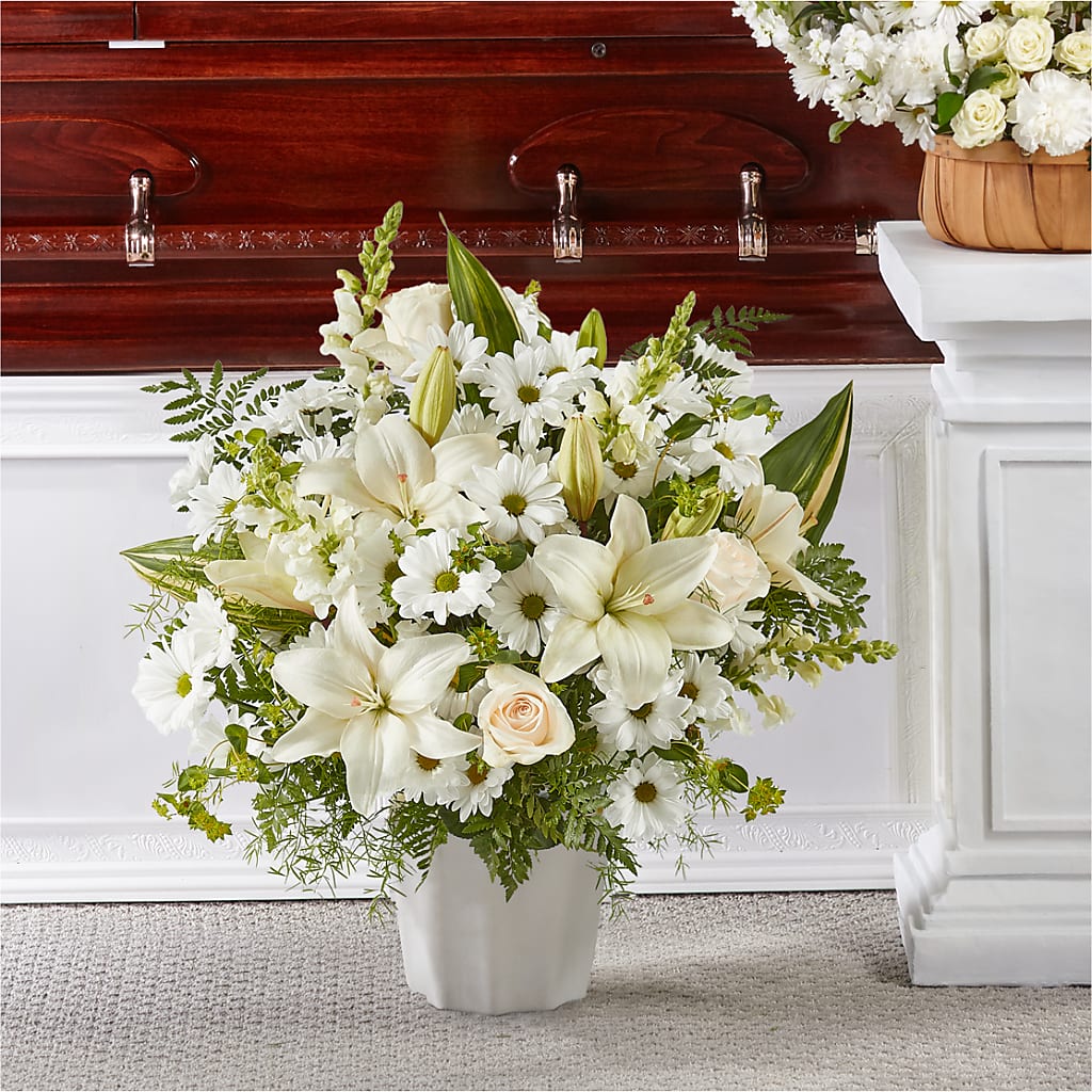 Thoughts of Tranquility Floor Basket – Elikonia Flores Y Eventos, San Juan PR