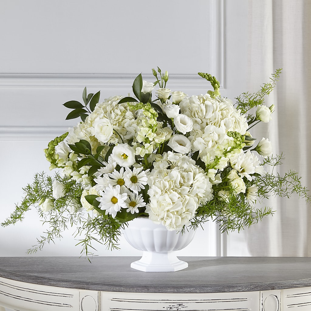 Love & Compassion Arrangement – Elikonia Flores Y Eventos, San Juan PR