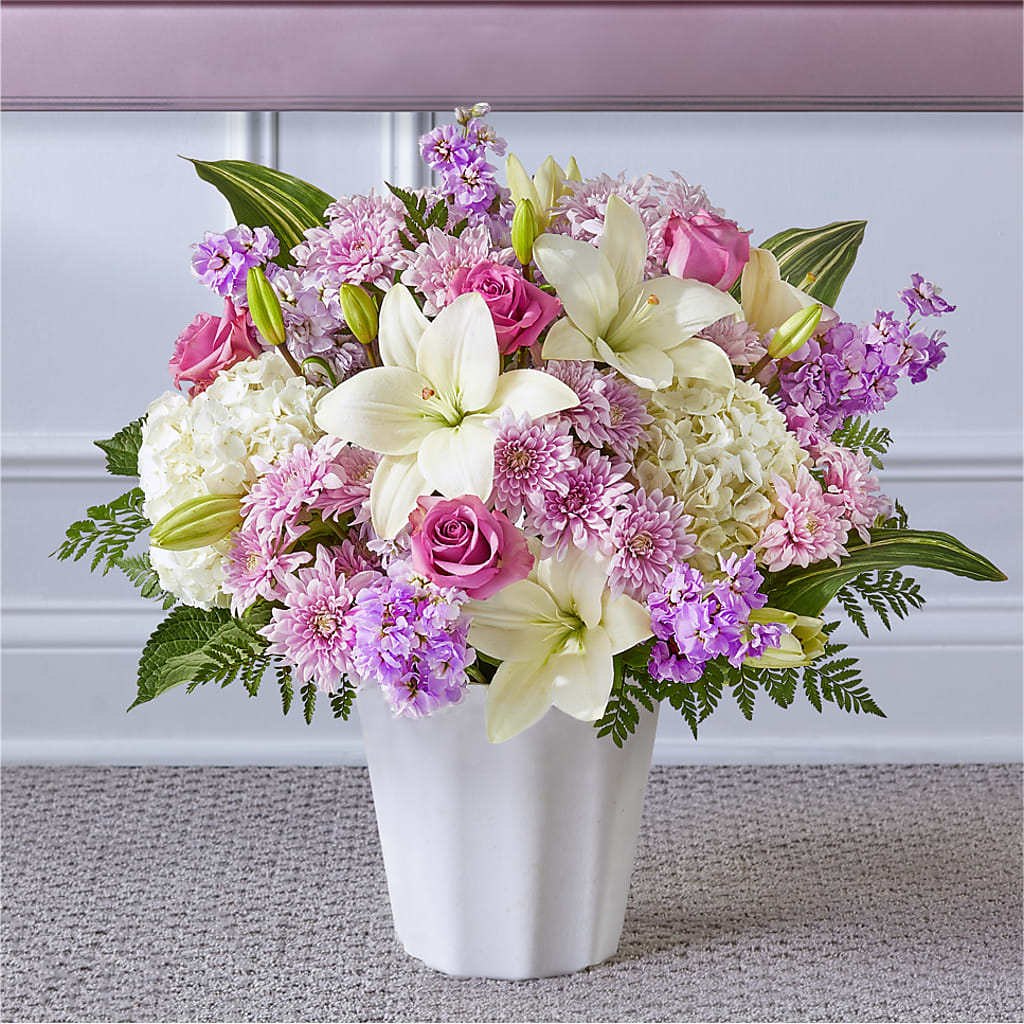 Heaven Sent Floor Basket – Elikonia Flores Y Eventos, San Juan PR