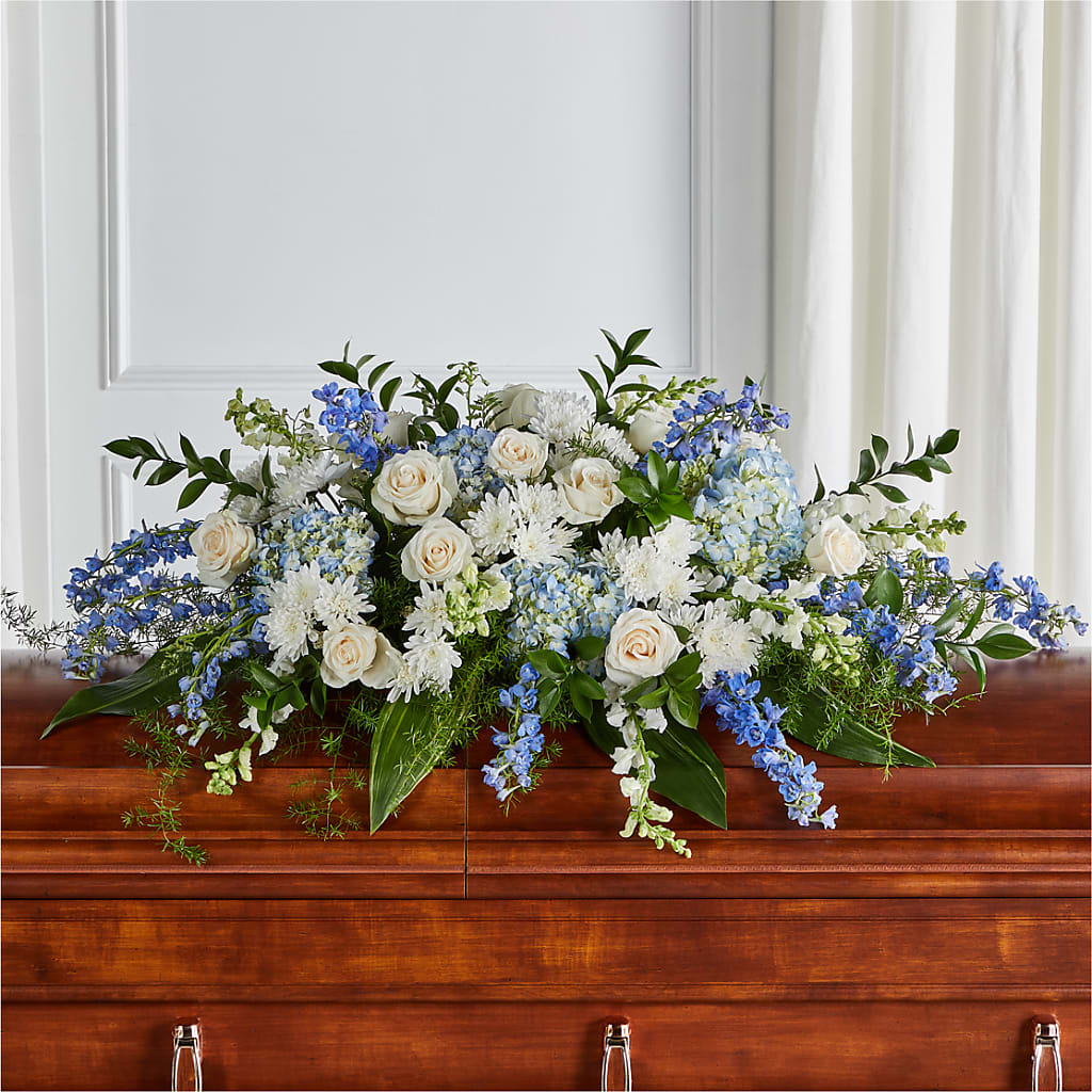 Timeless Essence Casket Spray – Elikonia Flores Y Eventos, San Juan PR