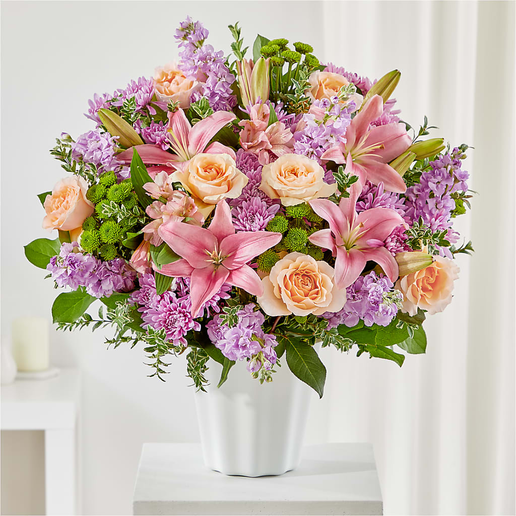 Supportive Embrace Tabletop Basket – Elikonia Flores Y Eventos, San Juan PR