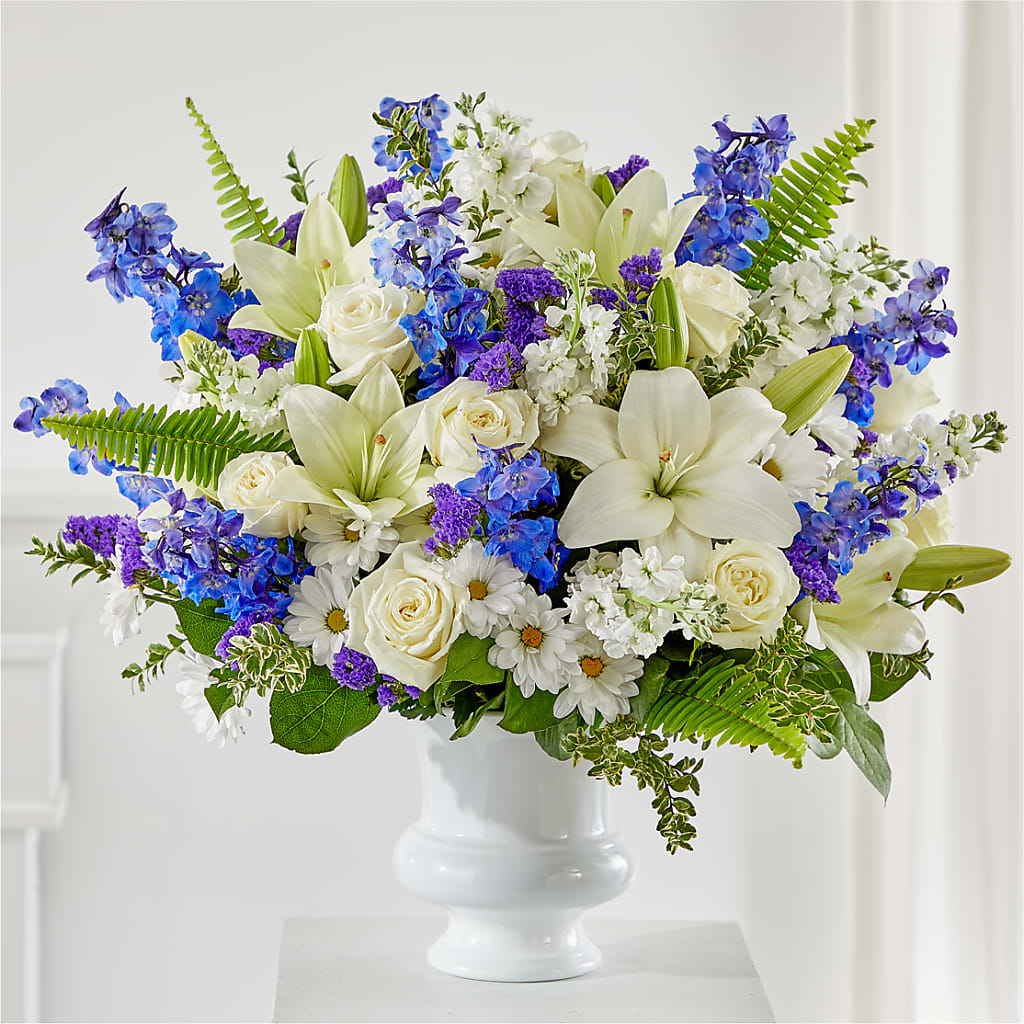 Expressions of Hope Urn Arrangement – Elikonia Flores Y Eventos, San Juan PR