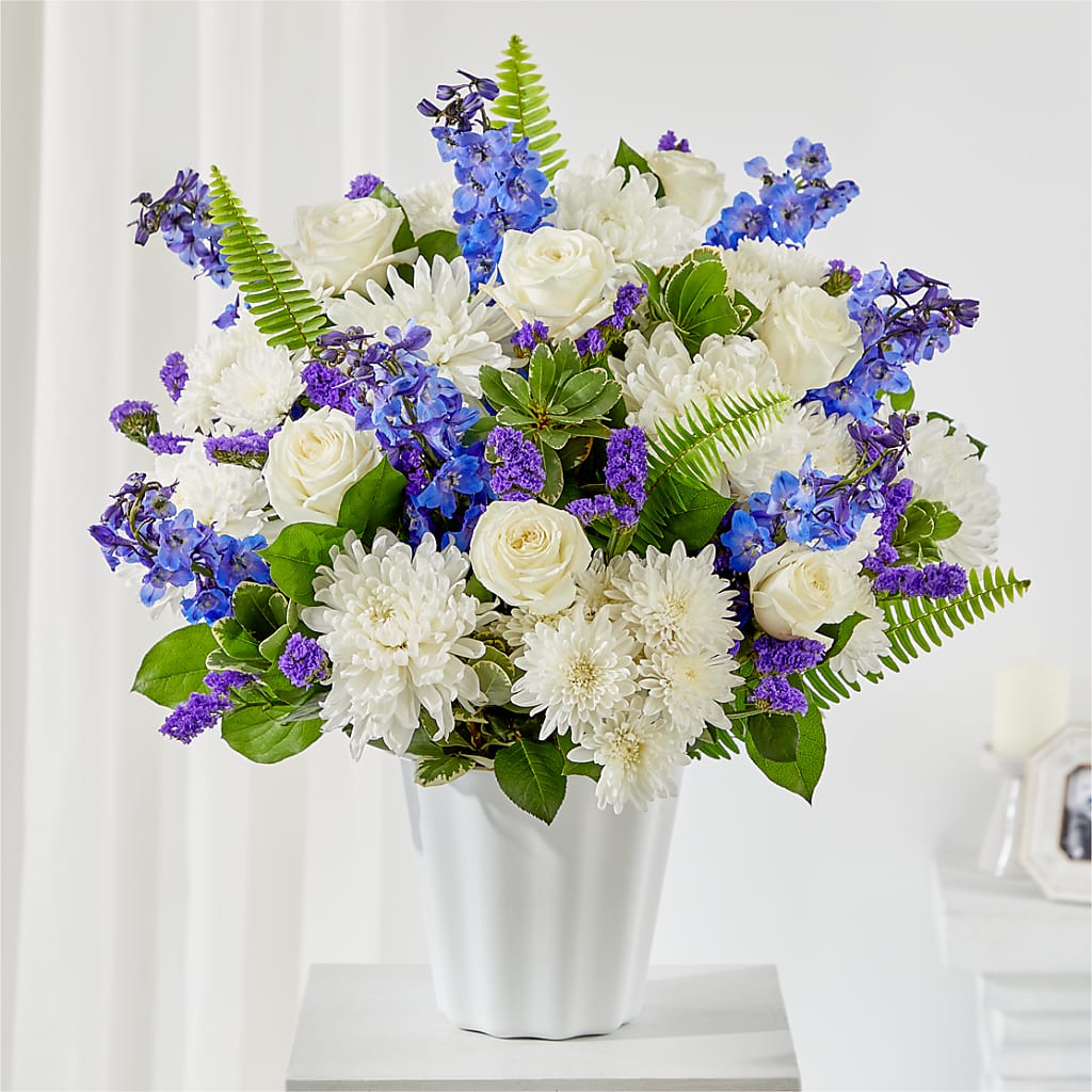 Hold Dear Tabletop Basket – Elikonia Flores Y Eventos, San Juan PR