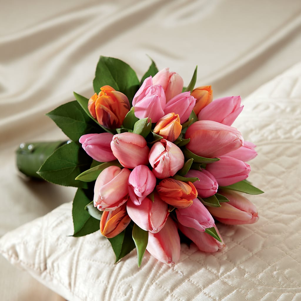 Embraceable Bouquet – Elikonia Flores Y Eventos, San Juan PR