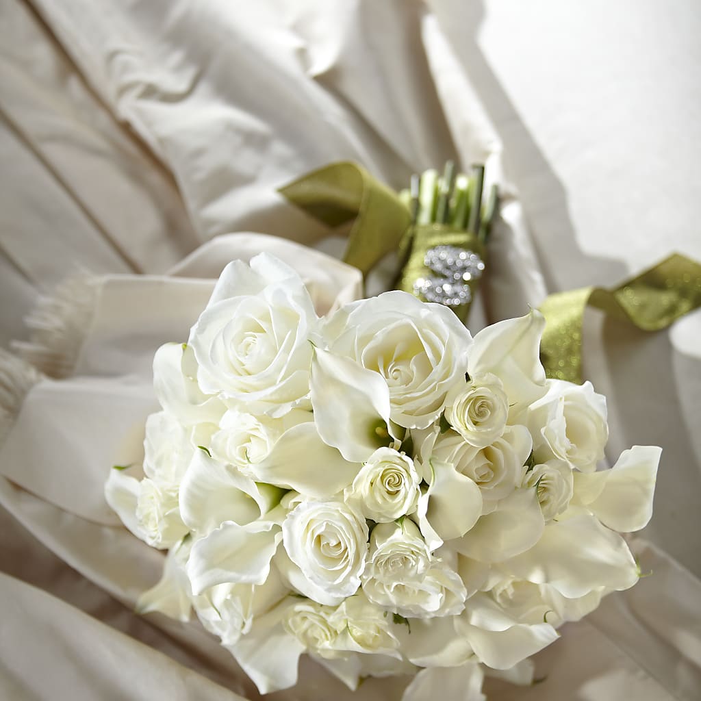 Serene Highness Bouquet – Elikonia Flores Y Eventos, San Juan PR