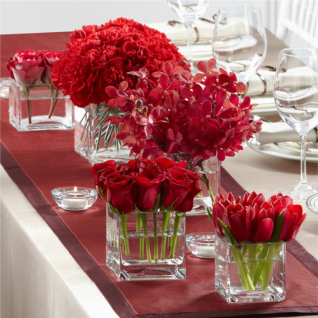 Modern Grace Centerpiece – Elikonia Flores Y Eventos, San Juan PR