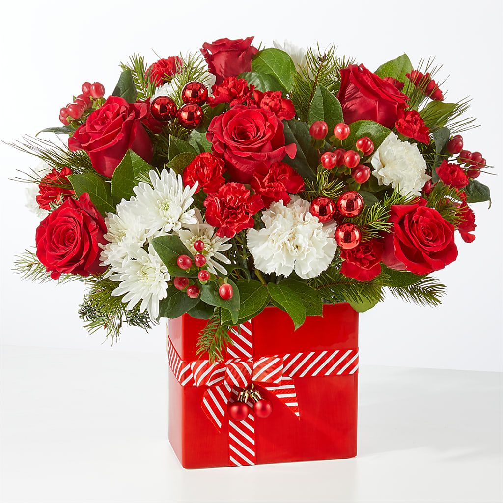 Presents Under the Tree Bouquet –  Elikonia Flores Y Eventos, San Juan PR