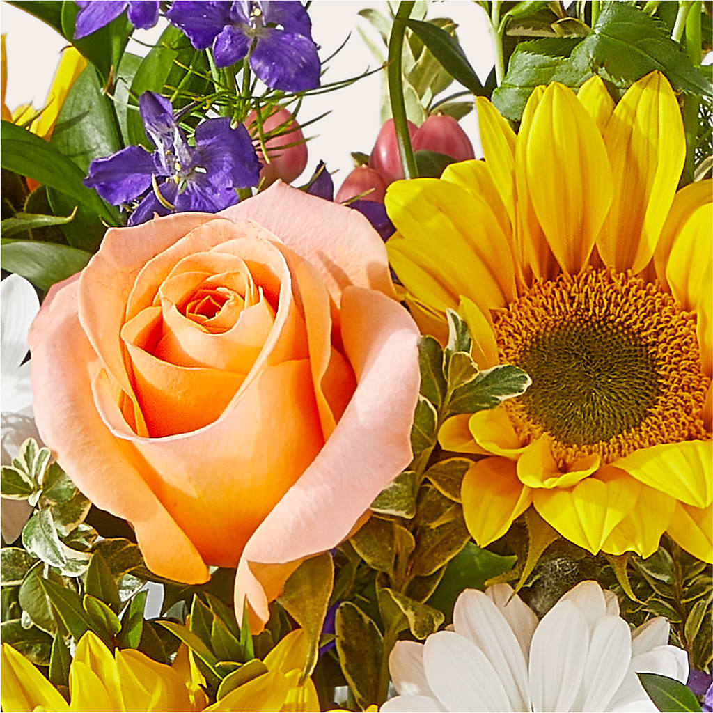 The Good Life Bouquet –  Elikonia Flores Y Eventos, San Juan PR