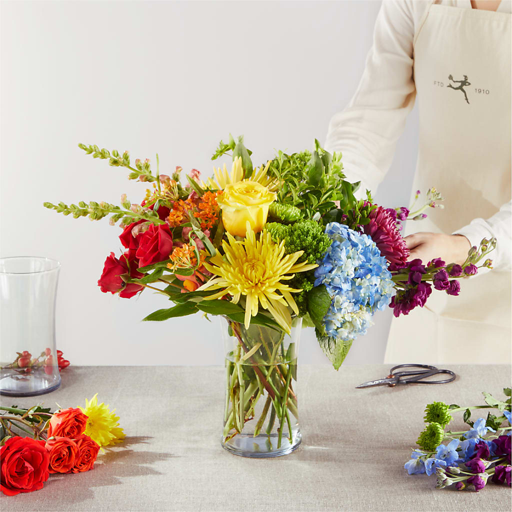 Summer Spectra - A Florist Original –  Elikonia Flores Y Eventos, San Juan PR
