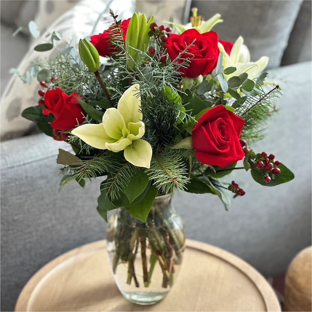 Glittering Lights Bouquet –  Elikonia Flores Y Eventos, San Juan PR