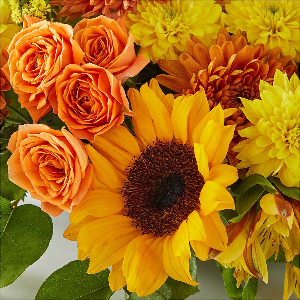 Autumn Harmony Centerpiece –  Elikonia Flores Y Eventos, San Juan PR