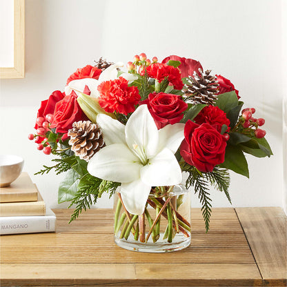 Oh So Jolly Bouquet –  Elikonia Flores Y Eventos, San Juan PR