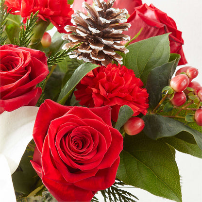 Oh So Jolly Bouquet –  Elikonia Flores Y Eventos, San Juan PR