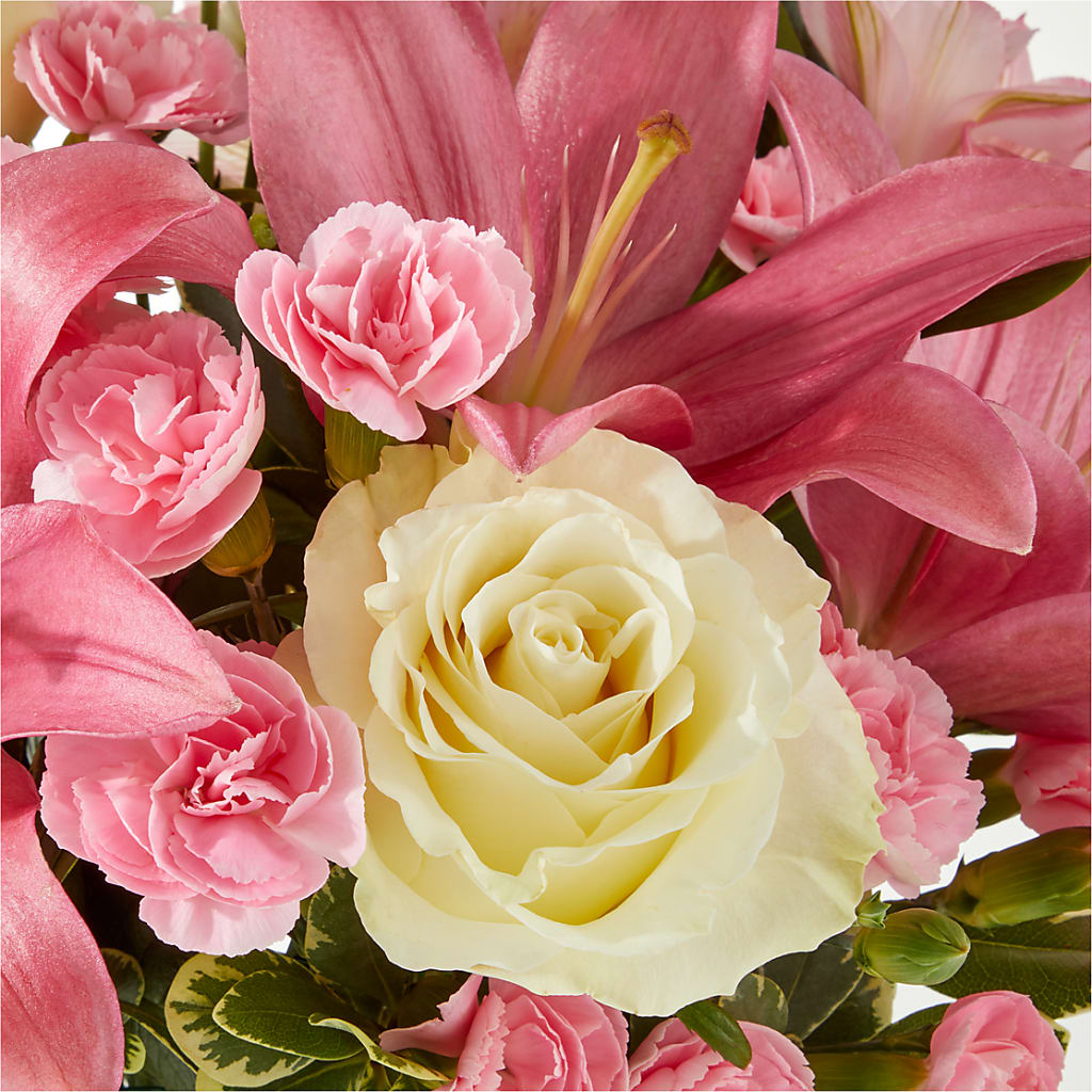 Piece of Cake Bouquet –  Elikonia Flores Y Eventos, San Juan PR