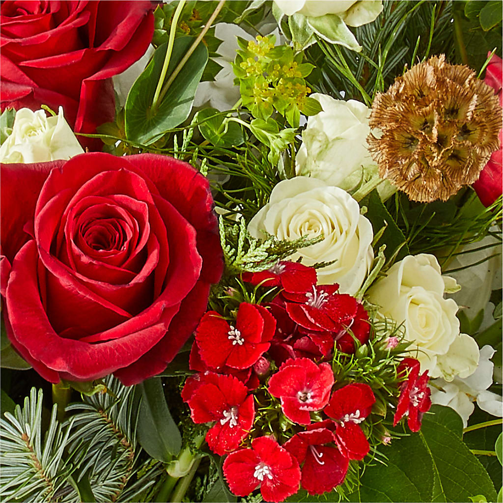 Deck the Halls Bouquet –  Elikonia Flores Y Eventos, San Juan PR